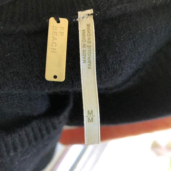 Free People Beach Sweater - Picture 2 of 2